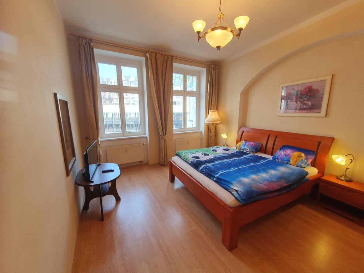69m2 Na Trzni Kolonade Apartment *