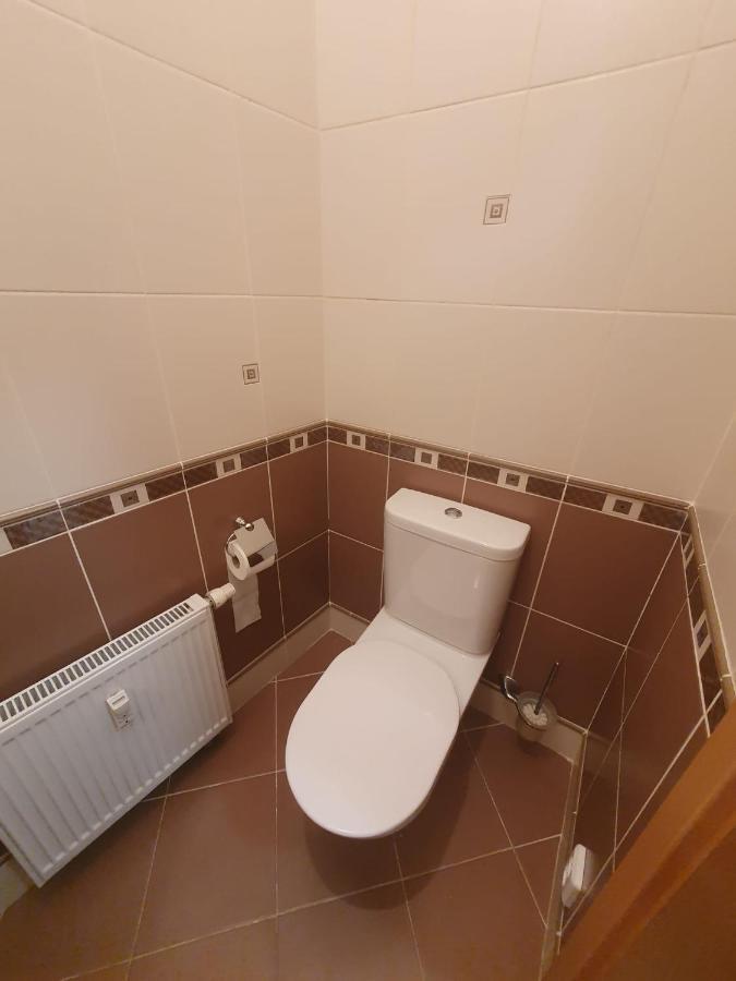 69m2 Na Trzni Kolonade Apartment Karlovy Vary